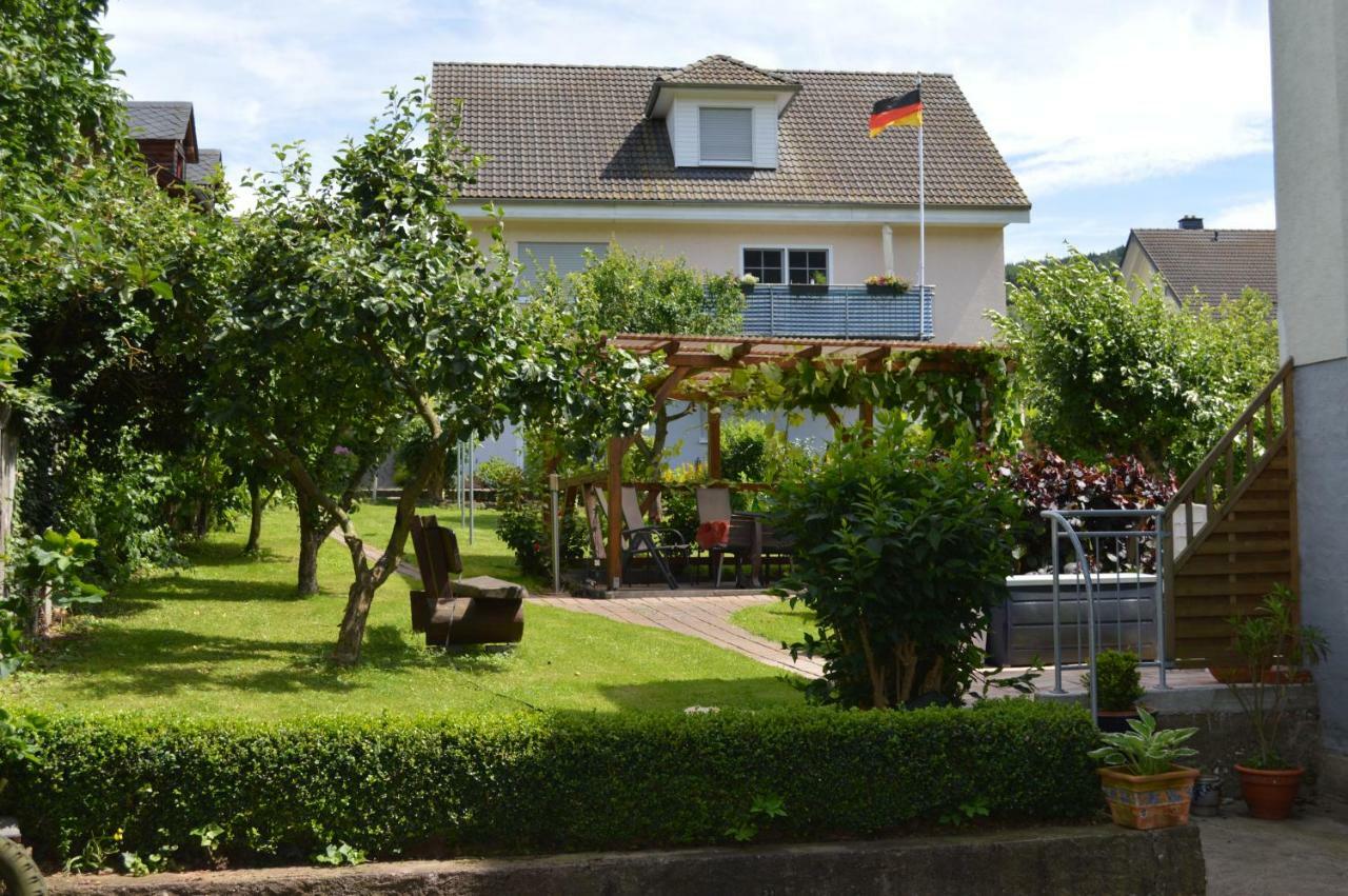 Ferienwohnung Riesling Bruttig-Fankel Ngoại thất bức ảnh